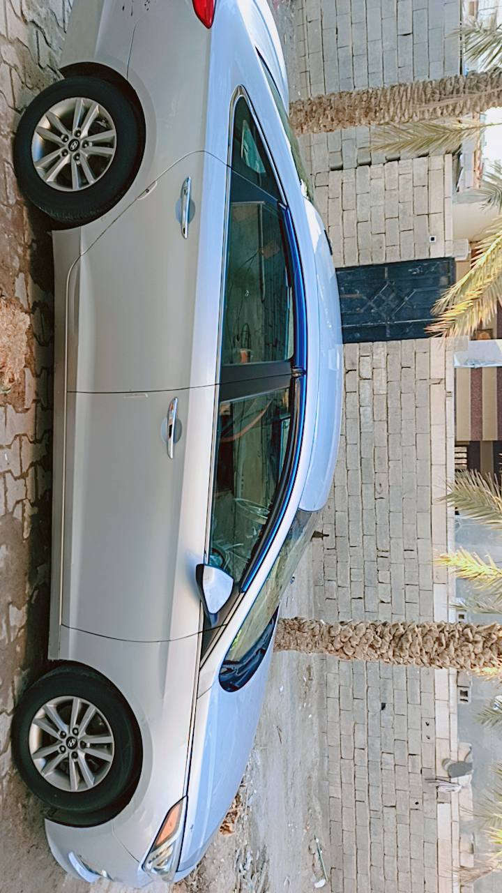 تحية طيبة
‏سوناته مديل 2017
‏
‏وارد امريكي مكينة جي تي اي 2400 
‏
‏حدادة طوبة تبريد فول
‏
‏ كهربائيات شغالة
‏
‏ حادث فقط بنيد بارد مكفولة
‏
‏ رقم بغداد نگليزي سنوية نافذة لغاية 2035 
‏
‏دواخل جدد تخم تاير جديد
‏
‏ راعية بصرة السعر 125 
‏
‏وبيها مجال حك الجية او مراوس بألنترا مديل 2021 

***********
