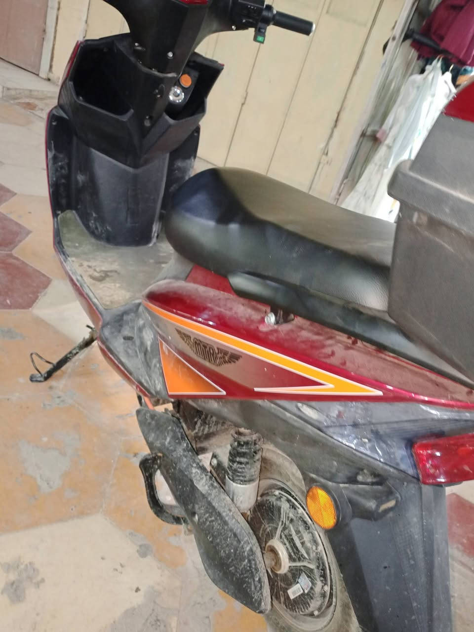 دراجه شحن مكفوله عل اخر حبايه للبيع صار 3 ايام من فاتحهه للبيع مستعجل عليهه مو شراي لا تتصل مكاني جلولاء السعر 650 قفل هذا رقم وبي واتساب ***********
