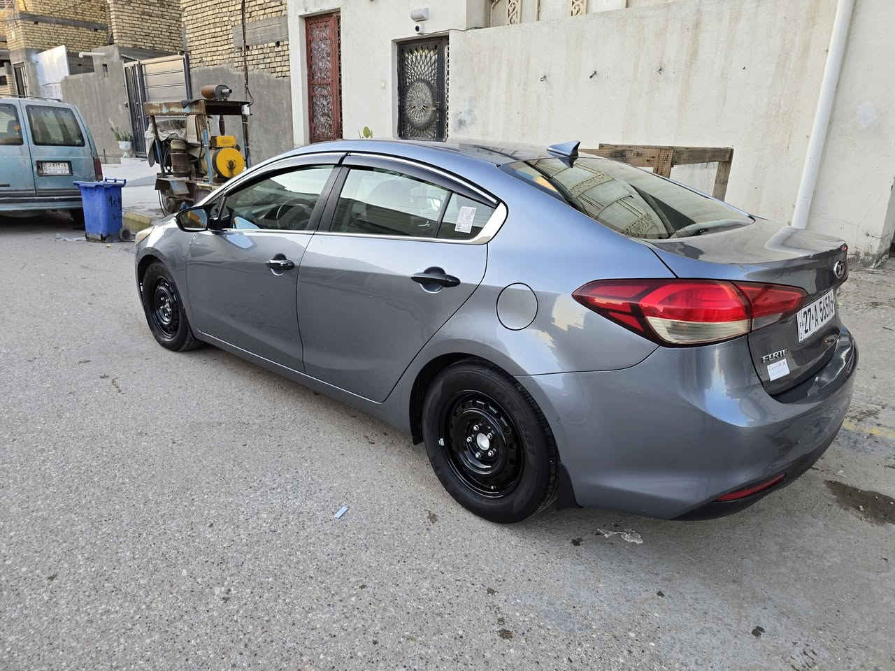 كيا فورتي موديل 17  EX محرك 2000. جيدي مفتوح
رقم ذي قار الجديد بأسمي شرط تحويل
مواصفات
بصمه تشغيل .فتحه .مري شفط . اشاير بالمري نضام ترحيب .صندوق ذكي  . تدفئه كشنات .شاشه كبيره بلاديه .كامره خلفيه بلاديه وبعد بيهه مواصفات
 سياره جاهزه 
تخم تاير كوري جديد
 باتري جديد حادثه تبديل بنيد فقط لادواخل ولا ايرباك 
السونار بالمنشور
السعر 128 مجال بسيط
تفاصيل اكثر 
***********
