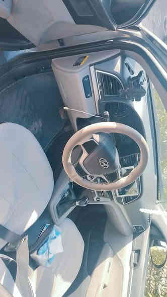 السلام عليكم لنتره ٢٠١٧ رقم انكليزي بغداد بأسمي 
.
سيارة نضيفة ماشيه ١١٣ ميل
مواصفات عادية
بيها صبغ البنيد فقط (بدون ايرباك)
.
السعر ١٢٠ بيها مجال  صورة الحادث مع الصور والسونار كذلك.
مكان السيارة بغداد الشرطة الخامسة
.
***********  علاء الخفاجي
