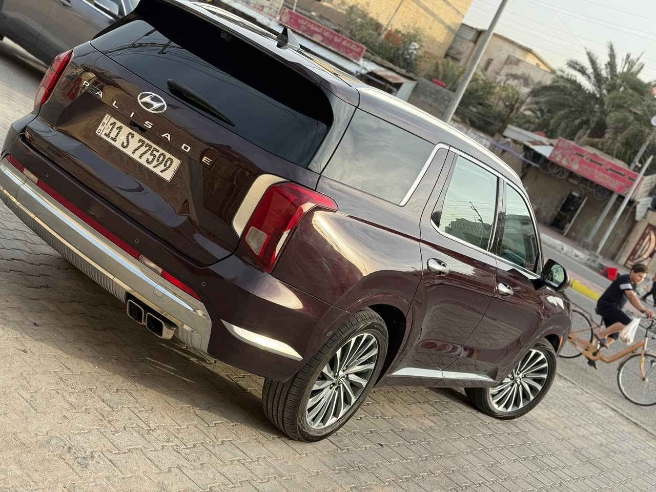 هيونداي باليسايد2023 فول مواصفات كاليكرافي تقرير غرق تعمل تسير برغي مامفتوح بيها فقط دعاميه خلفيه بيها صبغ ورصعات خفيفه جدا سياره جديه بمعنى كلمه وشوف عينكم
ماشيه 40 الف كم 
ومعروفه مواصفات الكلكرافي 
***********
سعرها 330
