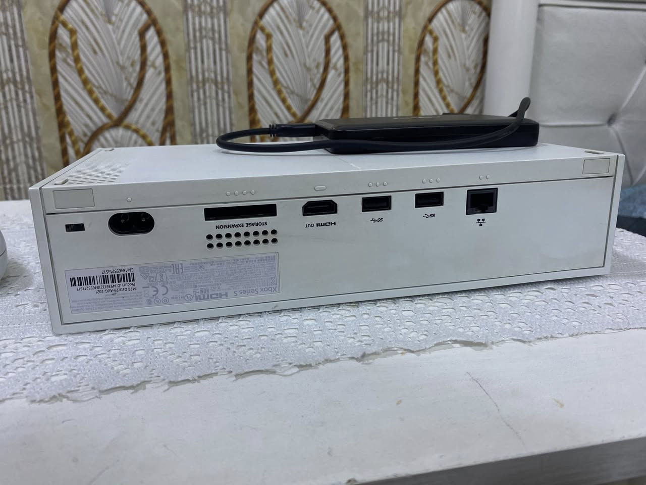 سيرس اس كلش جديد
السلام عليكم للبيع فقط بدون مراوس 

اكس بوكس سيريس اس كلش نظيف

الجهاز لوك ستيكر ما مفتوح ولا مصلح نهائيا نظافة 100%

وياه ملحقاته كاملة وكارتونة مطابق ويه جهاز والوايرات كلهن

اصلية

وياه يدات 2 اصلية ومابيهن اي خلل نهائيا ونظافة 100%

وياه هارد خارجي 500g اصلي

وياه حساب بيه اكثر من 25 لعبة مملوكة موضح فديوب منشور كل الألعاب

من ضمنها gta وفورزا وأسفلت وهاتمان وكلف ديوتي وريد دد

2 وفيفا 25

وياه سماعة اصلية محيطية hp 

الجهاز اي خلل مابيه

السعر 400 وبيه مجال بسيط

العنوان بغداد الشعب

*********** موجود واتساب فقط وع خط
