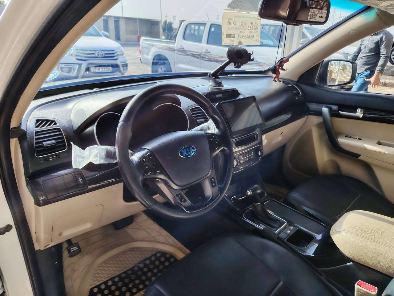 السلام عليكم
سورنتو 2014 خليجي مكينة 4 اسلندر دوش
السيارة مكفولة كفاله عامه من الصبغ والتبديل والضربة
كير مكينة حدادة تبريد كفاله عامة وارد خليجي
السيارة ماشاء الله نظيفة جدآ
مكان السيارة البصرة الدير
التواصل واتس اب ***********
