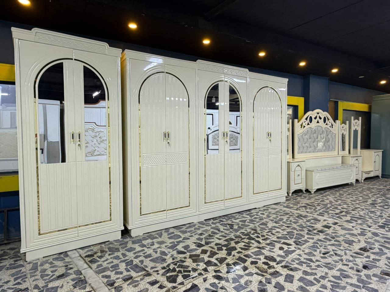 بسم الله
ضمن وجبه الاصباغ البويه والدرجى
الممتازه 
غرفه طابقين ٦ابواب ملحق  صاج شغل عراقي ثكيل 
تتكون من 10 قطع
الوجه بلوك MDF ١٠ ملم
والداخل صاج طبيعي ٤ملم 
عرض الكنتور 3 امتار و30 سم
ارتفاع الكنتور 2 متر 50 سم
القواعد والسقف بلوك صاج      
الزاويه تكون ب ارتفاع الكنتور
عرض الزاويه متر و10 سم
الضهر جرجوبه شد براغي 
جميع النقوش CNC
السرير ٦رجلين بلايود اسود ١٨ ملم 
خدمه النقل🚛 والشد🛠️ متوفره ويوجد توصيل لجميع المحافظات وبأسعار مناسبة
السعر مليونيين فقط
الدوشك 170 الف ضمان ٥ سنوات طبي ابو العجينه
R


**إذا كنت صاحب هذا الإعلان وتريد حذفه لأي سبب، رجاءا أرسل رسالة إلى الدعم الفني**