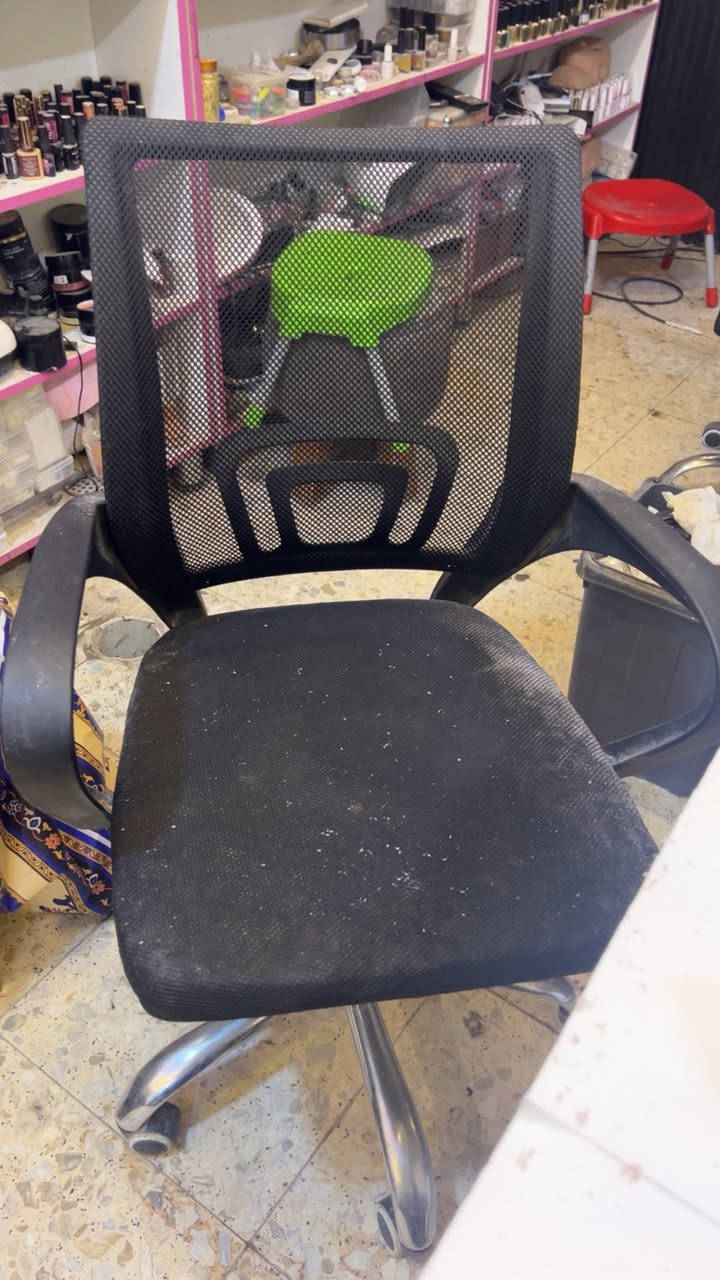 غراض صالون للبيع ٣ميوزات اكرلك مغسله استولات ٣ ورف وثلاجه جحم صغير


**إذا كنت صاحب هذا الإعلان وتريد حذفه لأي سبب، رجاءا أرسل رسالة إلى الدعم الفني**