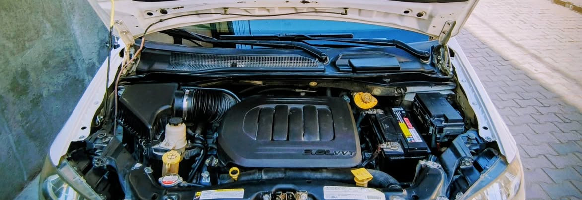 ‏يا الله السلام عليكم دووج كرفان امريكي موديل 2012 محرك 3600 بيبان كهربائي كشن السايق  كهرباء تحكم بالمري جام كلهة كهربائي شاشة لمس كامرة خلفية وكامرة داخل السيارة وخارجهة ويل كب بلادي تخم تايرات نضافة 90بل مية موقت سرعة بالستيرن قيادة اليه حادثهة جاملغ وبنيد امامي صوب العبري  بس السيارة مال بيت وخير من الله محورلهة مراوح مال راديتر يعني انسة الحماوة السيارة رقم بغداد رقم انكليزي جديد سنويتهة نهايت 2027 وهزت السيارة صارلهة شهرين من خلصت السيارة اترايهة من زاخو للبصرة شرط بنيد ما تفتح ومكان السيارة نجف السعر 135 للتواصل خاص او هاذة الرقم ***********
