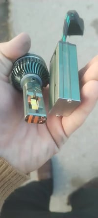 لايت زينون • ضمان حتى 11 • موصل جانب الايسر