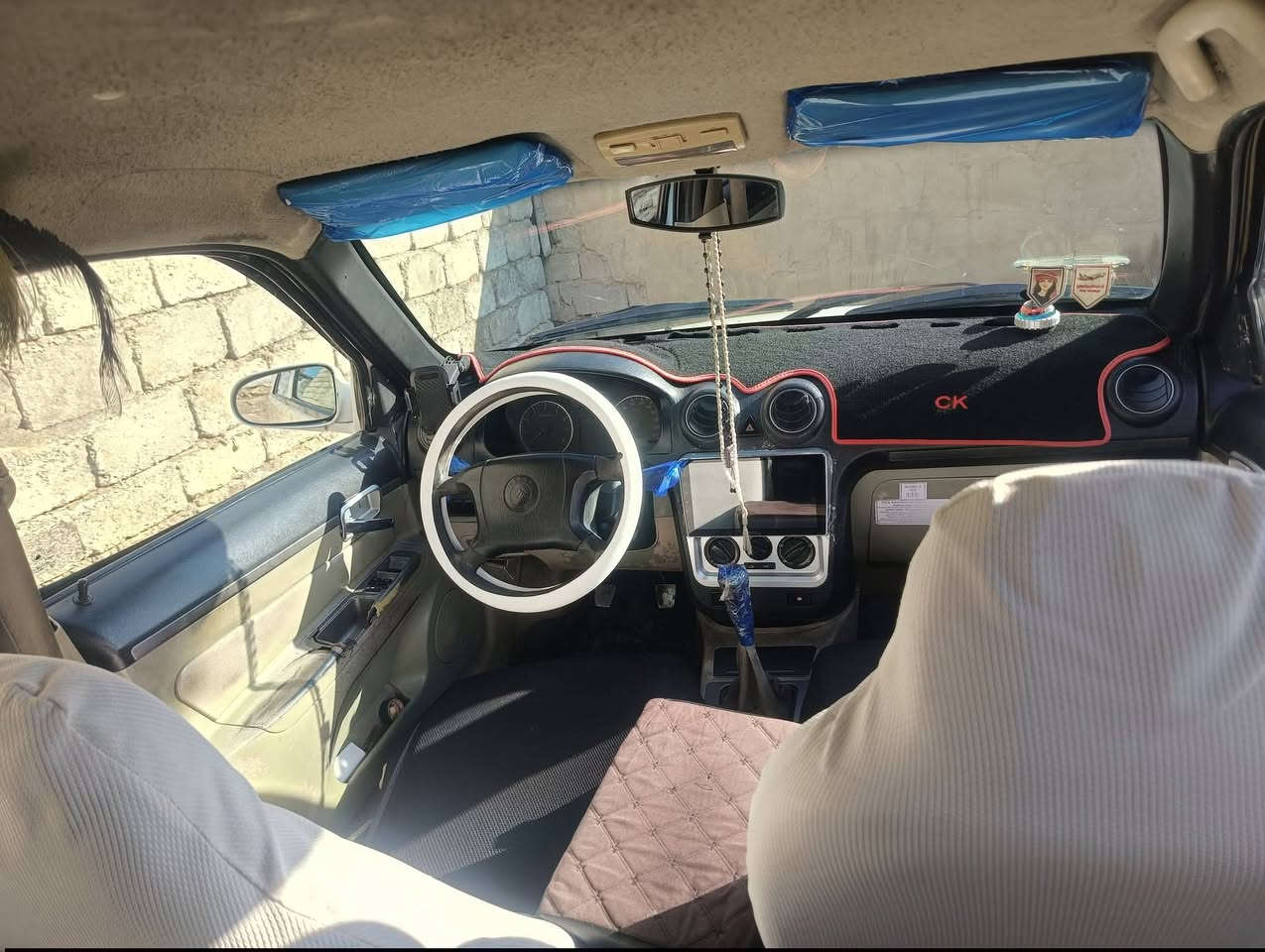 السلامً وعليكم سيكي للبيع موديل 2012 كير مكينه شرط تبريد بس غاز طخم تايات جديد  باتري جديد تدفىه نار. السياره نضيفه  مكاني موصل تلرمان  ابيه جملغ وباب السايق  امبدلات . كربون بنزين بيه   اتصل على ...*********** . السعر 42 وبيه مجال
