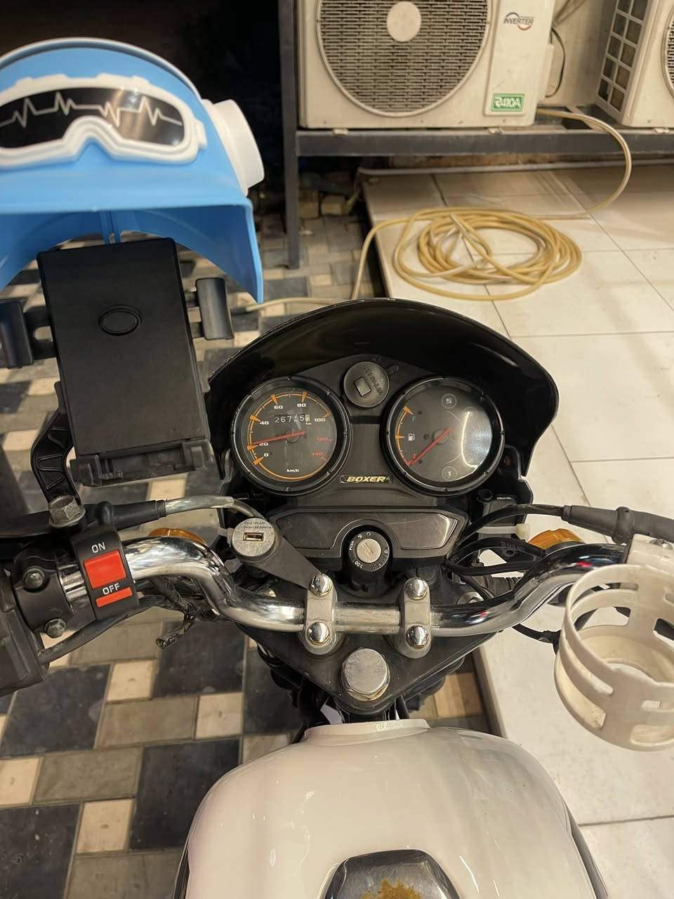 السلام عليكم بوكسر مكفوله كفاله عامه بل واقع احلى من الصور بالف مره أوراق اصولي سبع ورقات مامشتغله دلفري استخدام شخصي فقط
عارضها بمليون وبيها مجال بسيط حك الجيه شراي ادخل واتساب ***********
