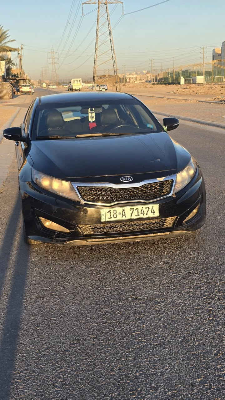 السلام عليكم
كيا اوبتيما موديل 2013 وارد امريكي طابه كلين وبلعراق بيه البنيد مبدل فقط الباقي كله مكفول 
مكينه 2400 GDI مكفوله لاتبخير ولاتنقيص 
كير مكفول تبريد ثلج تدفئه منضومه جديده
حداديه نافضه امامي خلفي قبل 17 يوم 
تخم تاير جديد سنويه ورقم جديد نكليزي باسمي كبل تحويل السياره مال جناي كامله على اخر حبايه ومتعوب عليه السعر 113 وبيه مجال قليل حك الجيه 
مكاني كربلاء حي السلام 
***********
***********
