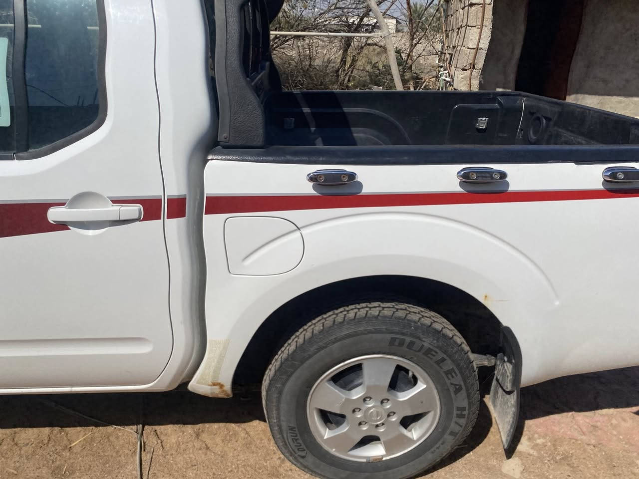 نيفارا موديل 2013 مكفولة كفالة عامة المكينة على البلاد ما مفتوحة لا تبخير ولا تنقيص البنيد مكفول كفالة عامة
للاستفسار ***********
مكان السيارة البصرة 
السعر 150$ قفل
