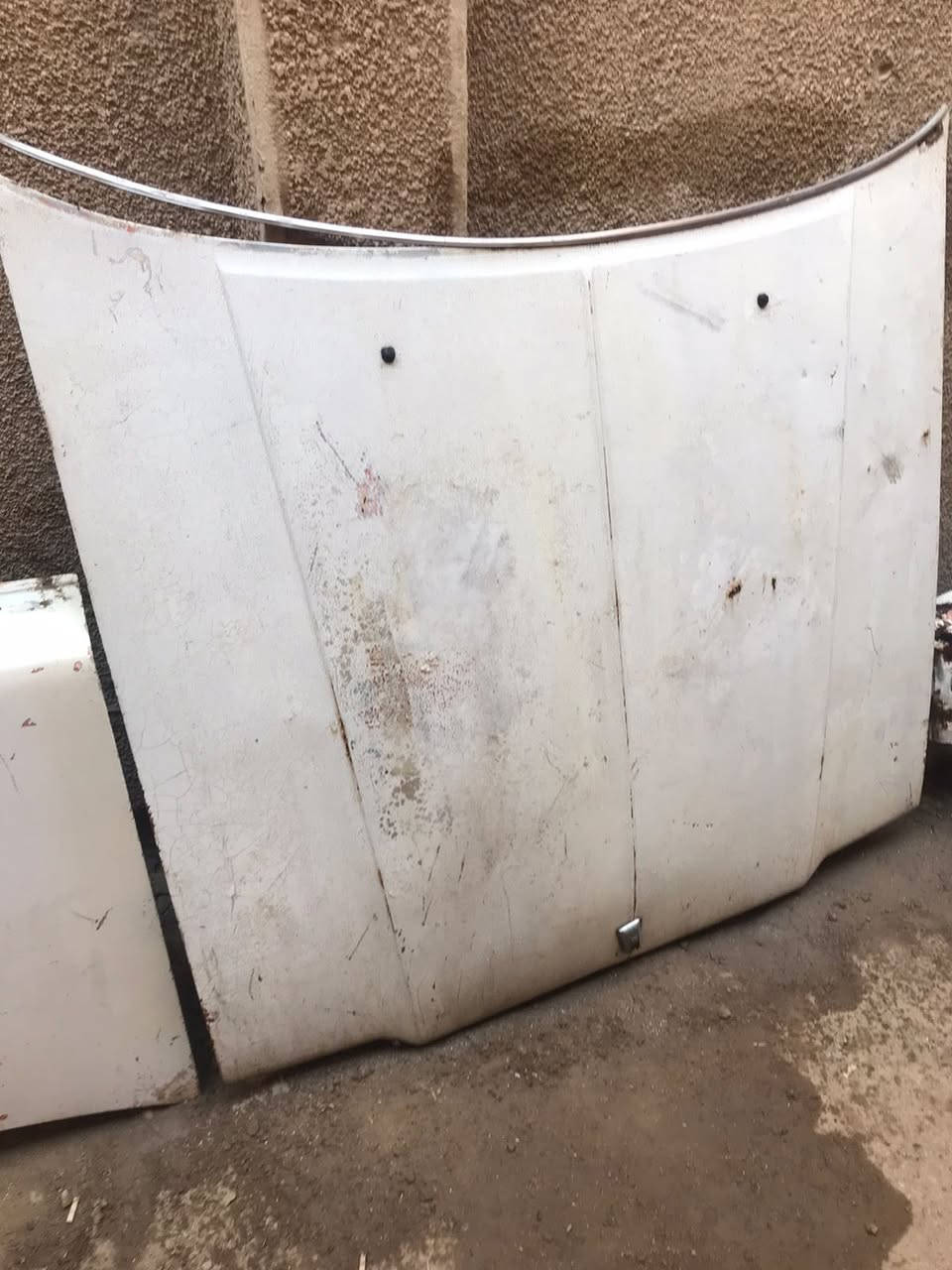 غراض سيارة سوبر موديل ٨٥ للاستفسار ***********
