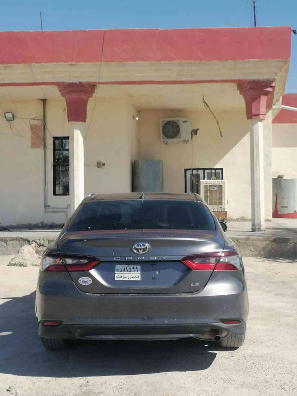 السلام عليكم 
للبيع 
كامري موديل 2023 مواصفات LE مرقمه معوقين نينوي دولي شرط الوكاله ام الباركود
 ماشيه 79 الف 
بيها قطعتين بونيد وچاملق اليسار صبغ 
السياره جاهزه درهم ما تصرف عليها 
صور الضرر مرفق بالمنشور 
السعر 185 وبيها مجال 
وترهم مقدمه دفتر والباقي وعده او اقساط شرط الكفيل 
عنوان السياره صلاح الدين ناحيه الزويه 
للاستفسار الاتصال على الرقم التالي 
‏‪0782 919 5297‬‏
