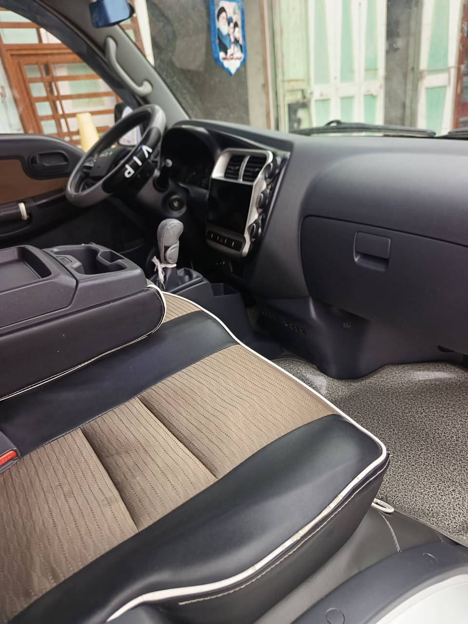 كيه فحل موديل 2024 مكفول كفاله عامه ماشيه 46000 للاستفسار الاتصال عل رقم ***********
