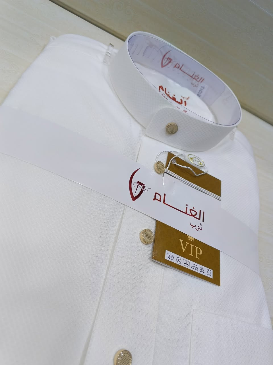 دشداشة رجالي روعة الزي العربي 
دشداشة بمواصفات رائعة
قماش خلية النحل والساده والمقلم
احدث وافـخـم الموديلات الصيفية لعام 2026
توصيل موجود 5000
• الالـوان مميزة
• قيـاسات متنوعـة 
• كـلواتي عالي
- ازياء جبارة  - هي العلامه المتميزة 
📍الأنبار هيت شارع الحمام  📍
***********
***********
- التوصيل لـ كافة المحافظات اطلبها وخليك مميز دائماً معنا !!
