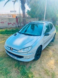 بيجو فرنسي سياره جاهزه مكينه كير حداديه تبريد موديل 2002 تحويل مباشر م...