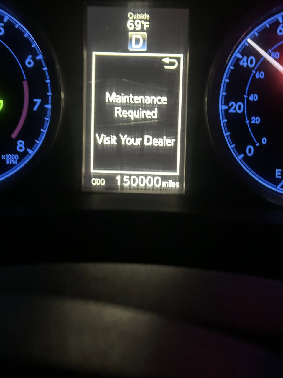 السلام عليكم للبيع كورله ٢٠١٩
حادث جاملغ وبنيد 
ايرباك ستيرن 
رقم بغداد دولي باسمي 
السعر ١٣٥
مكان السيآره بابل لإسكندرية 
لاستفسار اتصل ***********
