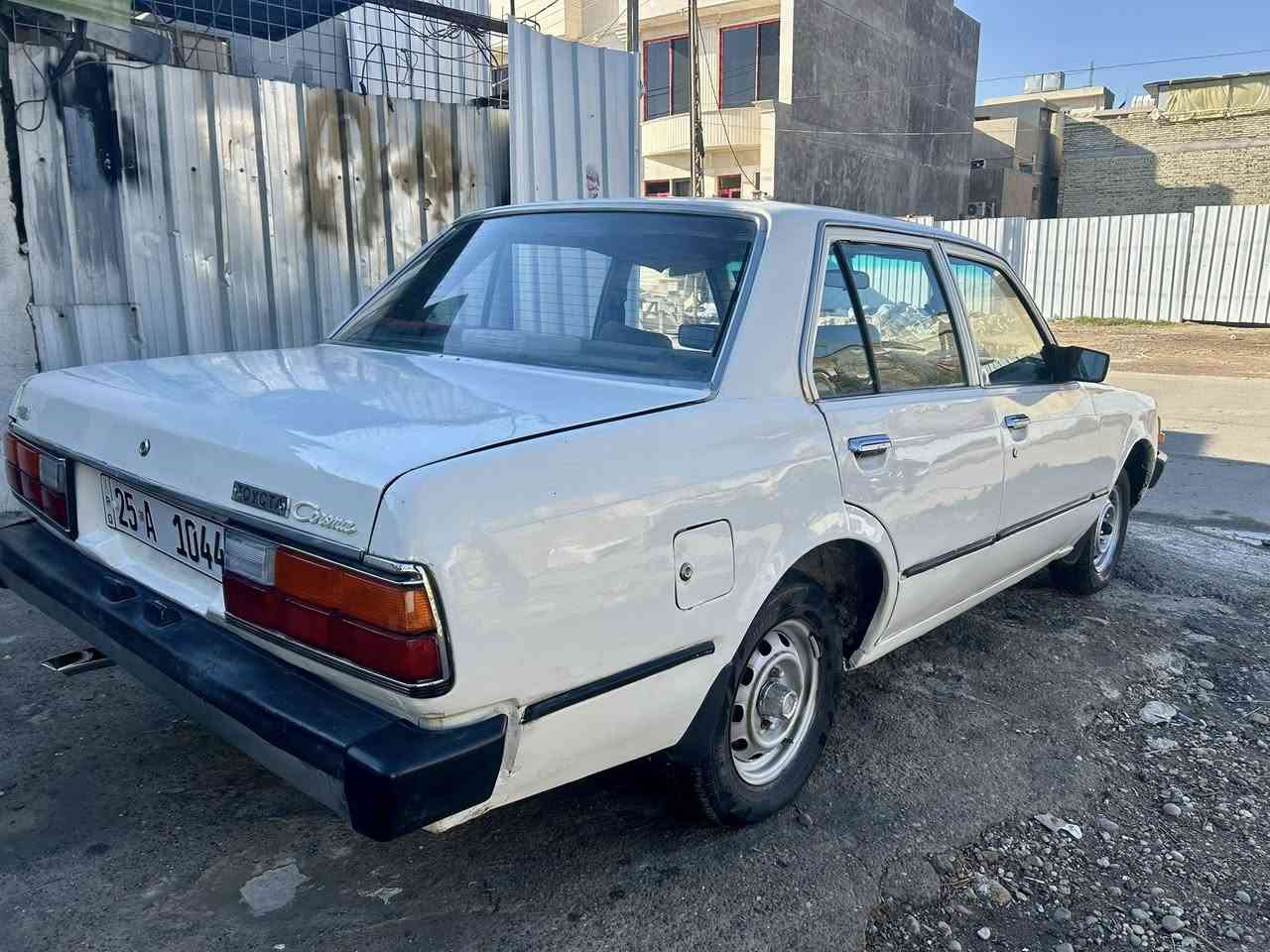 سلام عليكم كرونا للبيع موديل 1981رقم كركوك بسمي تحويل ثاني يوم سياره مصبوغه عام مكينه وكير خير من الله والكسن بيه ونه حداديه جديده تخم تاير تدفئه تبريد شغالات سياره جاهزه العنوان بغداد الرصافه الاستفسار ***********
