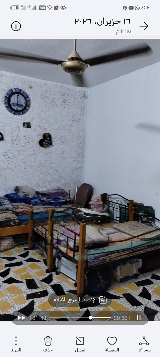 بيت للبيع منطقة الشعب خلف مركز شرطة الشعب شارع الفراطسه
المساحه 3.75 *21
٧٩ متر جدا نظيف
٣ غرف نوم ومطبخ وحولي فوك
 وخدمات فوك وجوه وطرمه كبيرة
رقم الهاتف ***********
