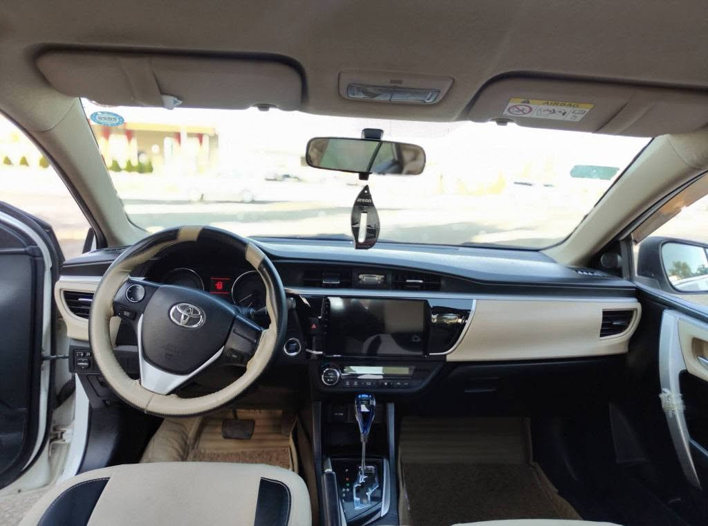 Toyota Corolla  GLi
تۆیۆتا کرۆلا 
مۆدیل 2014 
شەریکە جیهان 
مواسەفات GLi 
ڕەقەم و سەنەوی تازەیە هەتا  2029 
بەناوی خۆمانەوەیە بەشەرتی تەحویل 
گێڕ و مەکینە و ئەکسلی نەکراوەتەوە بڕغوی لێ بانەدراوە  بەشەرت و بێعەیب و زۆر مەزبوتە لەسەر بیلاد ماوەتەوە 
مەکینە 1.8 
گێڕی ئۆتۆماتیک و عادی 
مواسەفاتی :
-  ناو زەرد بیلاد
- بەصمە 
- شاشە و کامیرە 
- حاسە 
- سوکان ڤۆڵیۆم 

 سۆنەری دانراوە تەنها دوو بست سبوغی هەیە لە دۆسەی سایەق و تەواو تایەکانی تازەیەو تەقەو ڕەقەی بەشەرت زۆر تونوتۆڵ و مەزبوتە 
سعر135$ وەرەقەو مەجالێکی کەم 
 Viber & Whats app 
***********
*********** شمشمل, السليمانية
