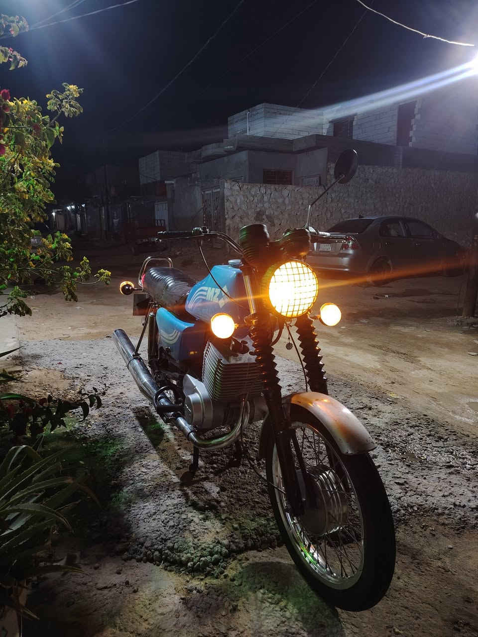 سلام عليكم مرخصت مدير لكروب
82 للبيع رقم وسنويه بدون راعي لحيم جوه لكشن صوب   واحد سايز 3 بعده ع سحك كهربائيات كلها شغاله 
كلشي ماعايز لسعر 1400وبيه مجال مكاني نجف المناذره  
*********** غير متواجد ع خاص
