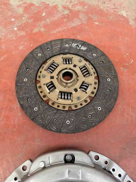 السلام عليكم 
تعلن شركة الزهراء 
عن توفر ادوات 
بيك اب نيسان شبوط 
بغداد السنك داخل مجمع مينا 
بغداد شارع الظلال 
يتوفر توصيل للجميع المحافظات 
***********
