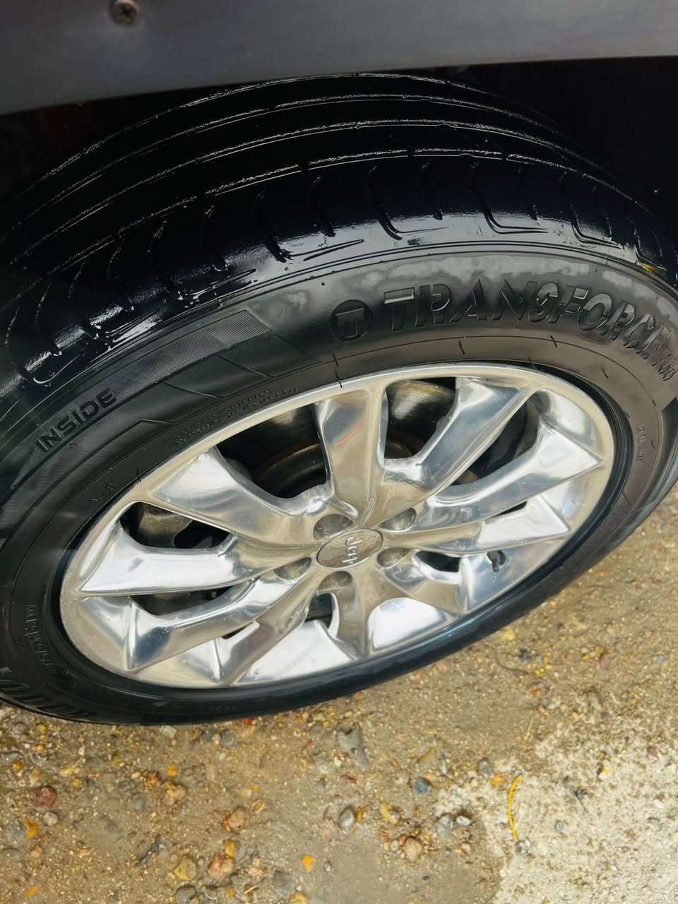 للبيع او مراوس 
جيب 2015 
فول مواصفات 1/1 عدا الفتحه 
محرك6 سلندر 
مكفوله من تبديل وضربه 
بيه 3 قطع صبغ بدون دواخل 
جاهزه سياره من كلشي 
السعر 128 وبيها مجال 
رقم ذي قار تحويل ثاني يوم 
عنوان ناصريه 
***********
