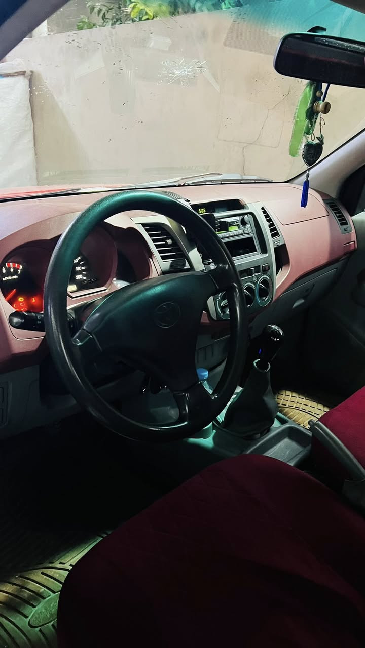 سلام عليكم
تويوتا هايلوكس

موديل2009

سعودي

ماشيه186الف

الضرر /قطعة واحده چاملغ ؏ البارد بدون صبغ فقط تكحيل
السعر 173$وبيها مجال قليل
***********
واتساب ورقم متوفر
