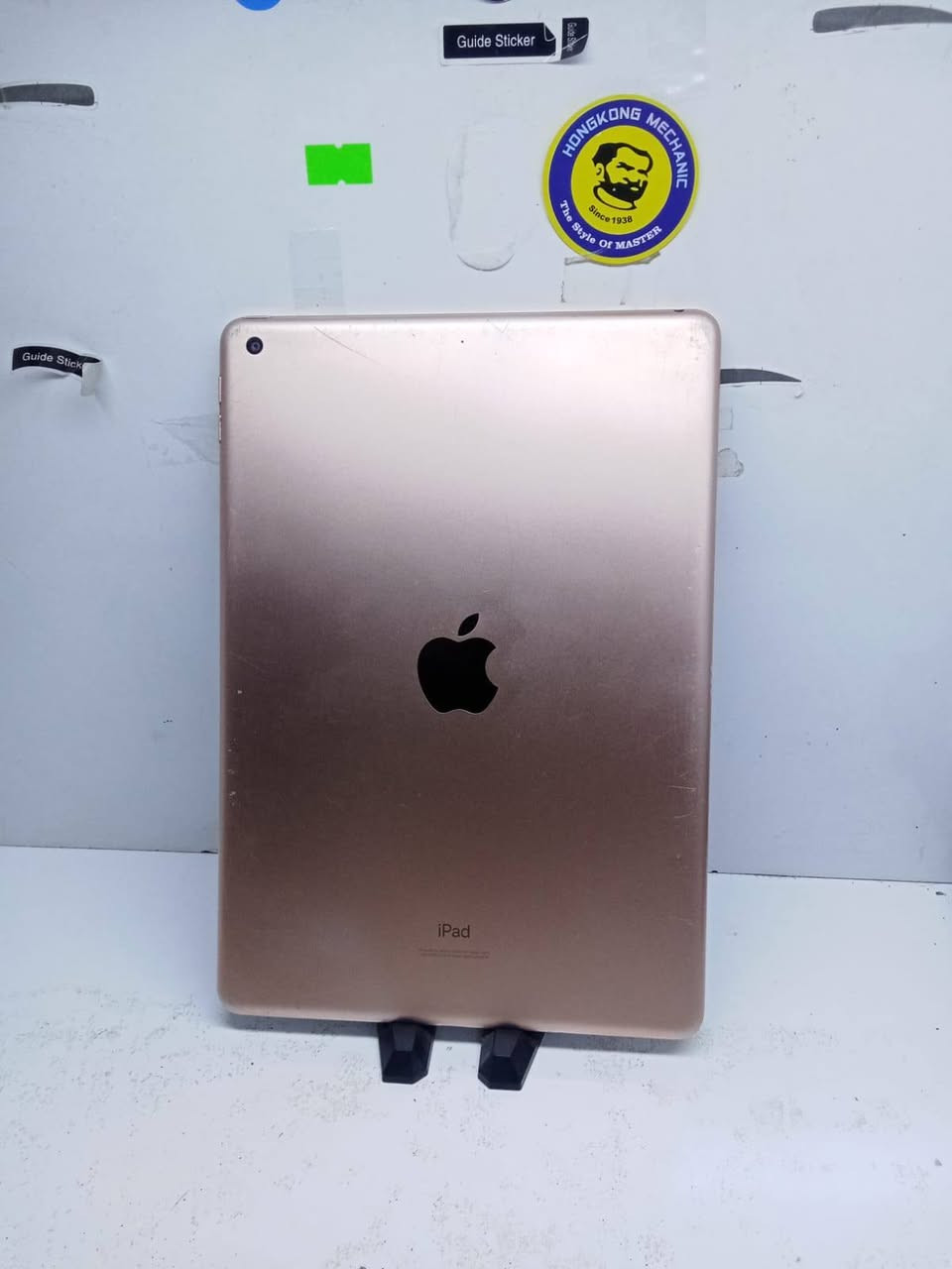 ايباد ٩
ذاكره ٣٢
جهاز مبدل بس كلاس
جهاز نضيف كارتونته ويا قفل ب ٢٥٠
مكاني نجف ***********
