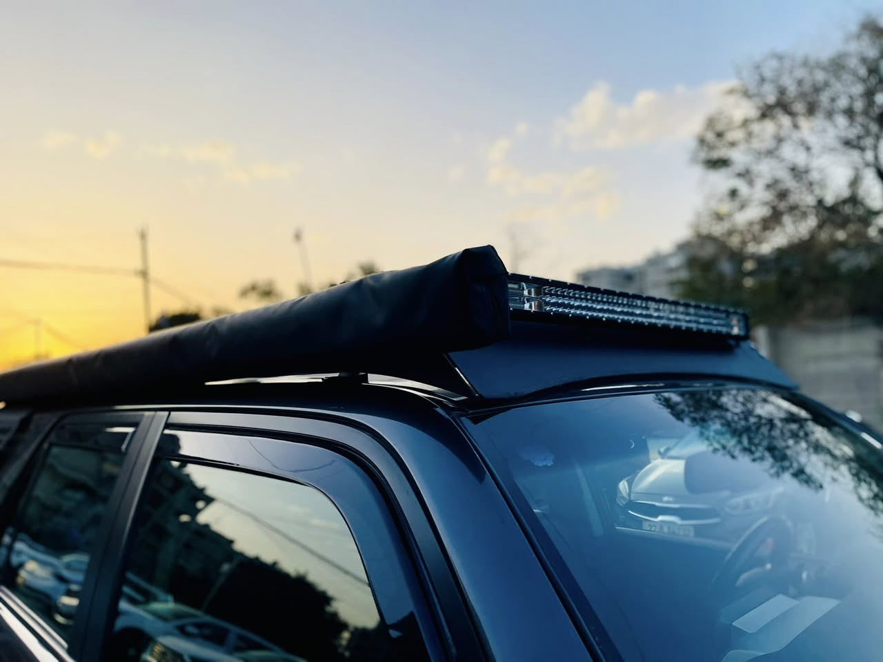 🚙 للبيع تويوتا 4Runner موديل 2023 – جاهزة للبر والمدينة
▪️ محرك 4000 سي سي – 6 سلندر
▪️ فور ويل TRD (بلادية)
▪️ حادث حرق محرك وكهربائيات فقط
🔧 المحرك + الكير + جميع التفرعات الميكانيكية والكهربائية + العقول
منقولة جديدة بالكامل من سيارة أخرى
🎨 صبغ 3 قطع فقط
🛠️ التزويدات
▪️ سبياية أمريكية فلات ألمنيوم
▪️ راكات خلفية حديد
▪️ دوسات ألمنيوم أمريكي
▪️ دعامية حديد أمريكية C4 سماكة 6 ملم
▪️ رف داخلي تفصيل
📺 شاشة داخلية محدثة 12.3 إنش
⬆️ ترفيع 2.5 إنش + سبيسرات
⛽ منظومة غاز الشركة العامة لتوزيع الغاز 
🌤️ مظلة جانبية مترين
📌 السيارة نظيفة وجاهزة من كلشي، شغل مرتب، ومناسبة للبر والاستخدام اليومي.
للاستفسار الاتصال 
***********.       سعر 278
مكان السيارة بغداد شقق الصالحية..
