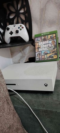 Xbox one x نضافة الجهاز (99٪) شرط الفحص لا مصلح ولا مفتوح (لوك ستيكر) ...