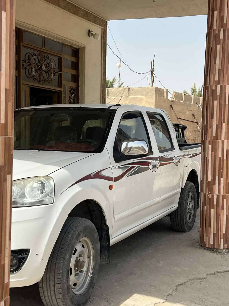 كريت وول 2018  مكفوله  
بيها صدعات حالوب قليله  كير ومكينه 
وحداديه  وكهربائيات   رقم مثنى  انگليزي بأسمي

السعر 90وبيها مجال  
***********
***********
العنوان السماوة الهلال
