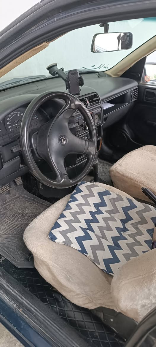 ڤیکترا مۆدێل 1990سیارەیک پاکو خاوێنە گێڕو مەکینەی بەشرت لێدراوی هەیە پشتو پێشی بەس ناوی نەگرتوە تەقەو ڕەقەی بەشرت کەربایتی بەشرت هەزەی نوێیە بەس سەنەوی شەش مانگی ماوەبۆ بەسرچون بۆ پەیوەندی *********** ديبيس, كركوك
