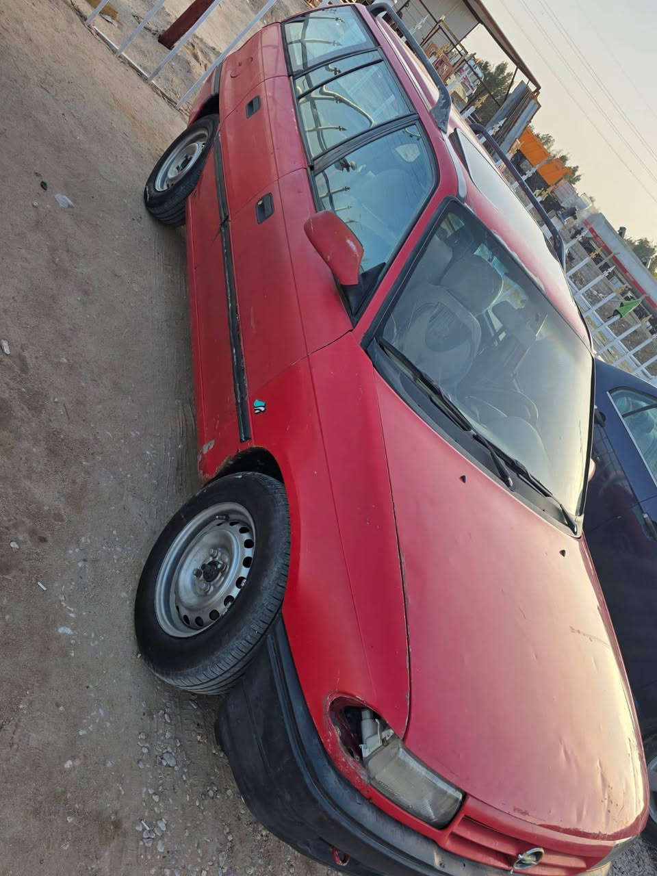 سلام عليكم استرا مديل ٩٦ رقم بصره سنويه جديده مشروع وطني تحويل مباشر جاهزه من كلشي اوتوماتيك مكان النجف *********** السعر ٣٠ ورقه ابو سنويه بل حله حجم محرك ٢٠٠٠ سنويه جديده ال ٢٦
