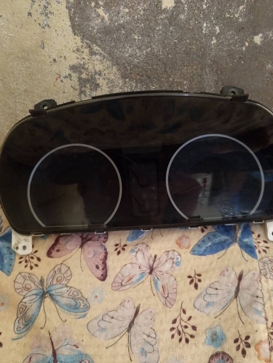 سلام عليكم شباب عينه النتره ليزريه البيع العنوان ب العماره رقم الهاتف ***********
