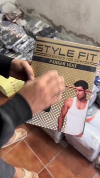 فانيلات الفيت ستايل سعر الفانيله اللون الابيض ١٧٠٠٠ للدرزن  سعر الفاني...