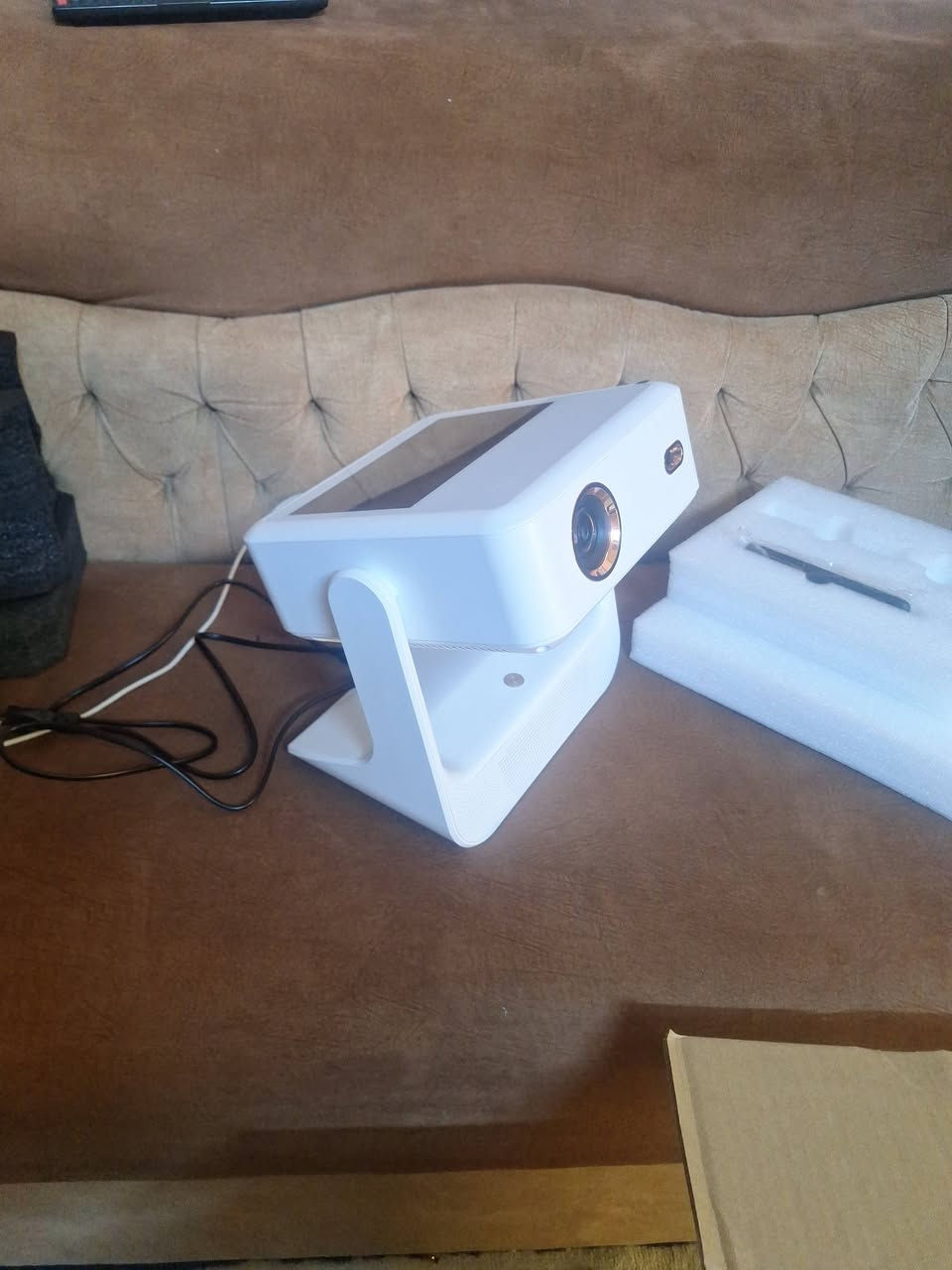 سلام عليكم اخوان عندي هاي داتا شو قلاب كل المواصفات موضحه بالصور جديده ممستخدم يوجد توصيل لجميع المحافظات ***********
