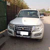 باجيرو  موديل 2018  العلامه الذهبية محرك ٣٨٠٠  المسافه المقطوعة ١٣٢ كم...