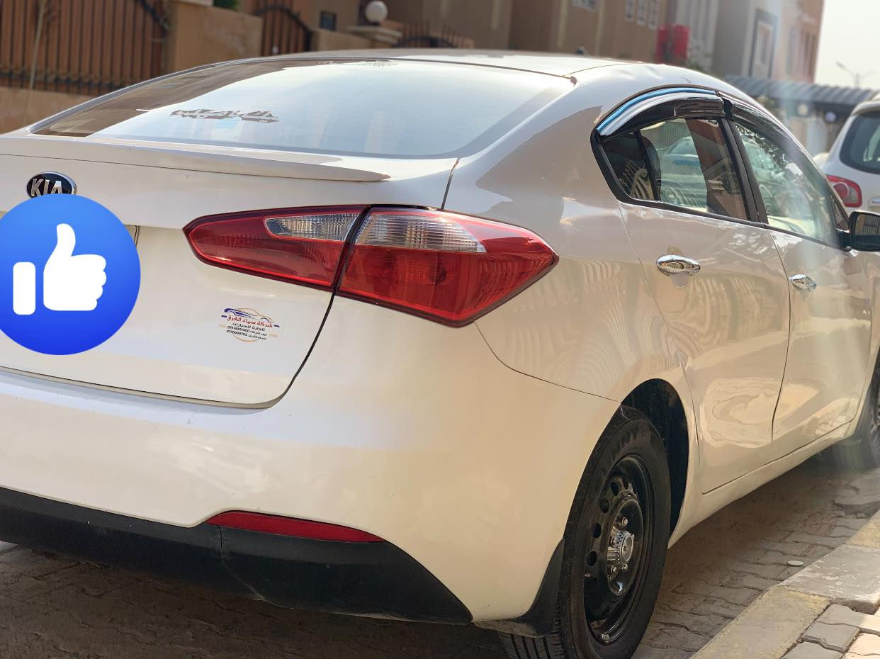 السلام عليكم  سيراتو موديل 2014 للبيع مكينه 1600 اصل بيها فتحه تحكم استرين دواخل اسود ويل عادي حجم 15 حداديه مكينه تبريد وكير كفاله مكان السياره النجف الأشرف سونار السيارة موجود ومأخذه  بيدي موجود .
 السعر 112$ وبيه مجال للشراي 
غير متواجد على فيس فقط اتصال على الرقم ***********
