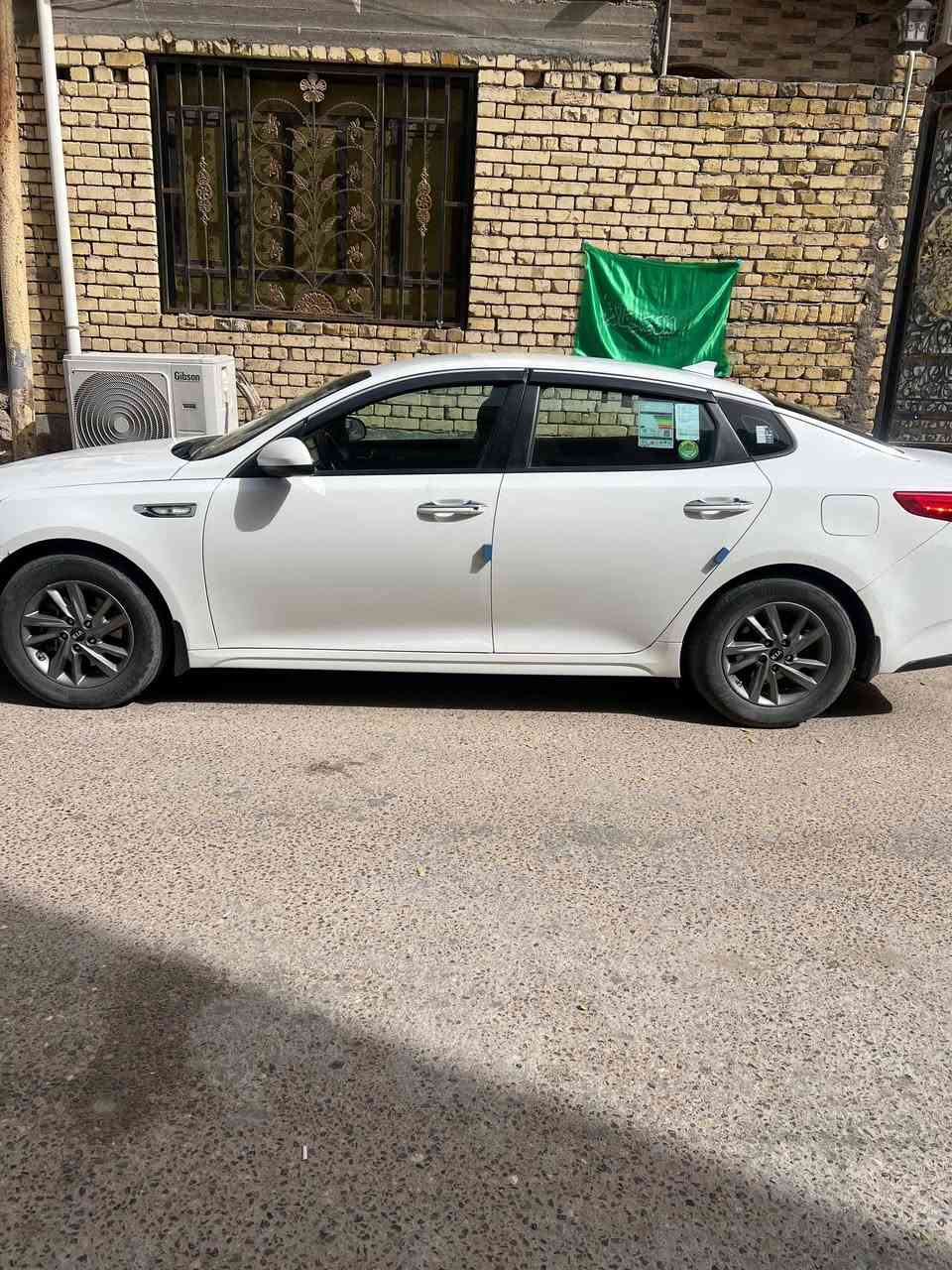 السلام عليكم K5
موديل 2021 وارد كوري كفاله عامه خط واحد بلاد بانزين
كفاله حته من لصبغ بيها فقط بارد بالداير الأيمن ولأيسر وبالباب مو كل بارده فقط عباره عن اصبعين 
الباقي كله مكفول سياره طك كارتون مكينه حدائه تايرات تبريد دواخل بدي كله طك كارتون 
شرط لبلك والفيتبم مال الشركه
سياره نص مواصفات لد امامي خلفي شاشه حساس كاميرا تبريد تدفئه كشن تدفئه استيرن بريك ads تحكمات استيرن 4جهات 
سياره مال جناي السعر (173) وبي مجال
رقم الهاتف ***********
