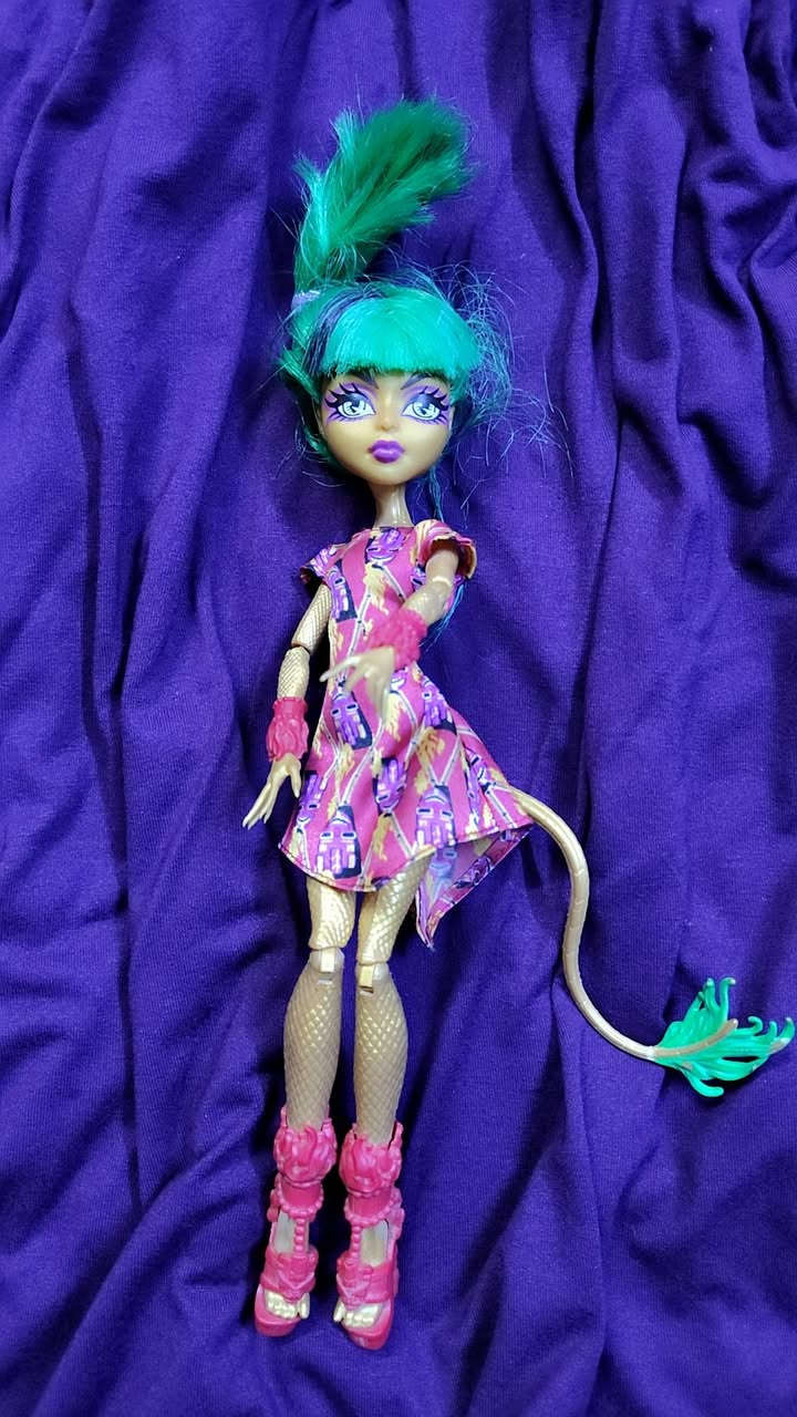 ‏كل الكلام متأرجح حتى تثبته المواقف 

مجموعة monster high 💎


**إذا كنت صاحب هذا الإعلان وتريد حذفه لأي سبب، رجاءا أرسل رسالة إلى الدعم الفني**