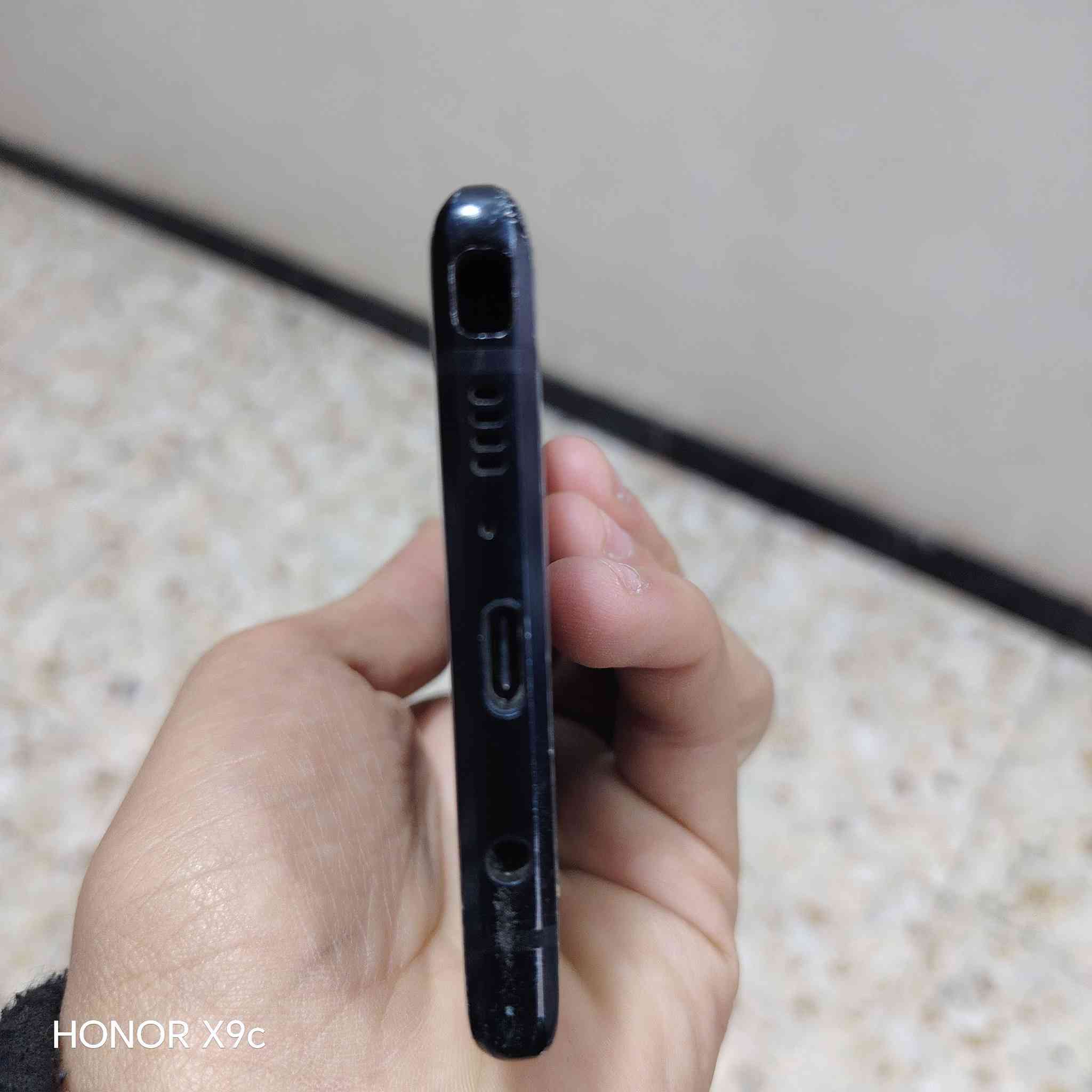 سلام عليكم نوت 9للبيع نقص شاشه وضهر عاطل سعر 70وبي مجال مكان بغداد السده الامين الثانيه قرب ساحه زمن رقم الهاتف ***********
