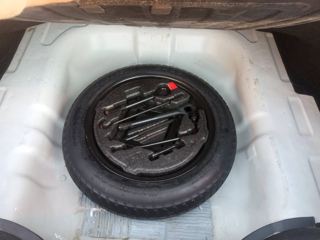 سلام عليكم النترا هايبرد موديل 2023 امريكي ماشيه 40 صور الحادث مرفقه بالمنشور سونر مرفق بالمنشور  سياره جديده بمعنى الكلمه مكفوله عدا حادثه سياره مناقصه كل شي السعر 135 مكان السياره بغداد حي النصر ***********
