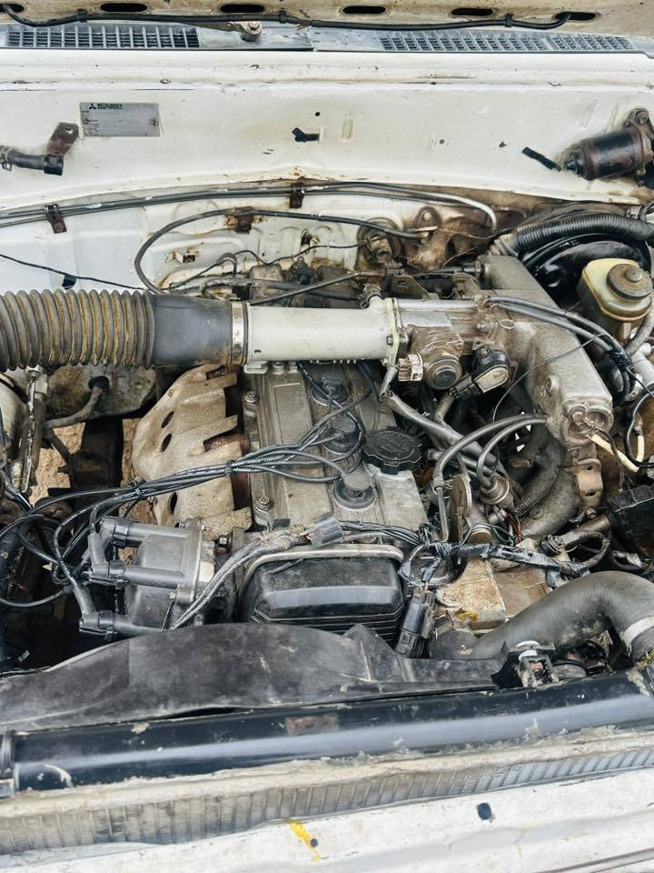 سلام عليكم للبيع بيكم مستوبيشي اوتماتيك  تخم تاير جديد باتري جديد تبريد شغال مكينه وكير مكفولات رقم ذي قار سنويه منتهيه السعر30 وبيهه مجال  المكان البصره القرنه الهاتف ***********
