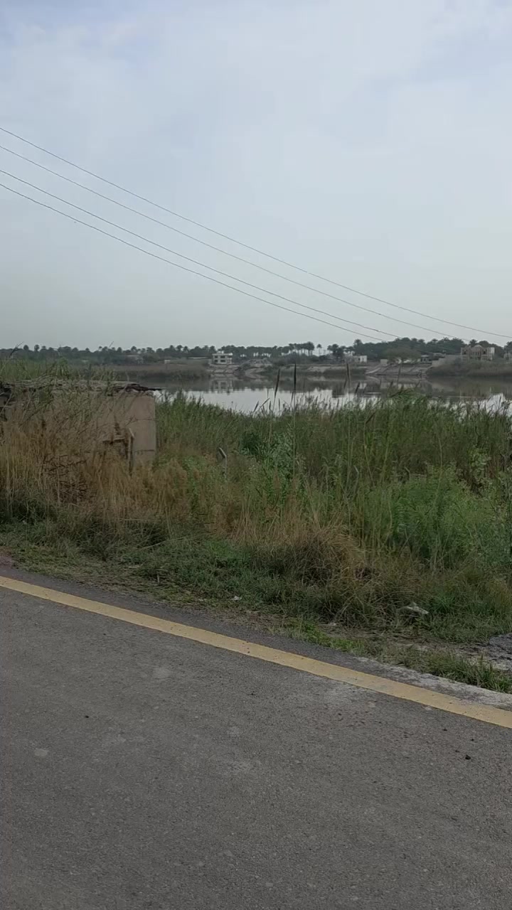 سلام عليكم ارض للبيع المساحة نصف دونم واجهة ٣٦ صنف الأرض طابو تحويل مباشر خدمات كاملة للستفسار اتصل ***********
