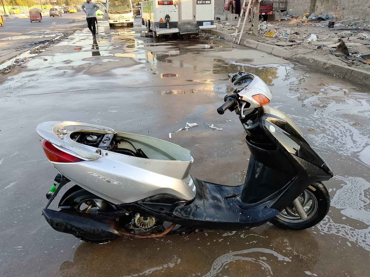 سلام عليكم بريز للبيع هندر واحد تشتغل كابريتر بلادي تايرات جدد مستعجل عل بيع سعر 225 مكاني شارع فلسطين للاستفسار ***********
