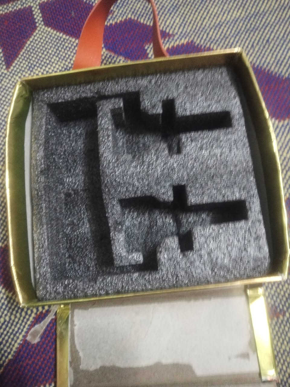 سلام عليكم لايت زينون للبيع موجد بيها ضمان بعد شهر 11ينتهي موضح بل صوره لايت عالي و ناصي كلفني 120الف واريدها حالين ب70 مكاني موصل جانب الايسر ***********
***********
