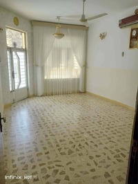 بيت للايجار • حي الامير • قرب جامعة الصادق