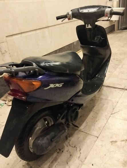 السلام عليكم  للبيع عصفوريه فحل  بلاديه اخت  الجديدة   شغاله اشاير لايت الدرجه نقص فقط تريشه يسره وكسر بالكدام  محرك ممفتوح سعره 400 مكانة حي قاهره قرب بانزين خانه   اول شخص يجي عليه بالعافية
الاستفسار اتصال***********
