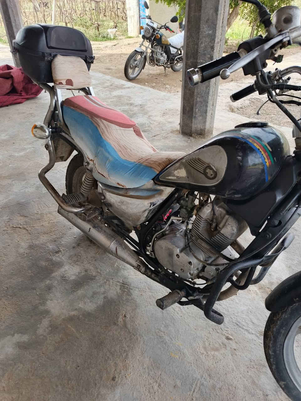 هارلي للبيع أو مراوس حسب القناعة محركه يدخن كهربائيات شغاله السعر 250 وبيه مجال اتصال‏‪***********‬‏
